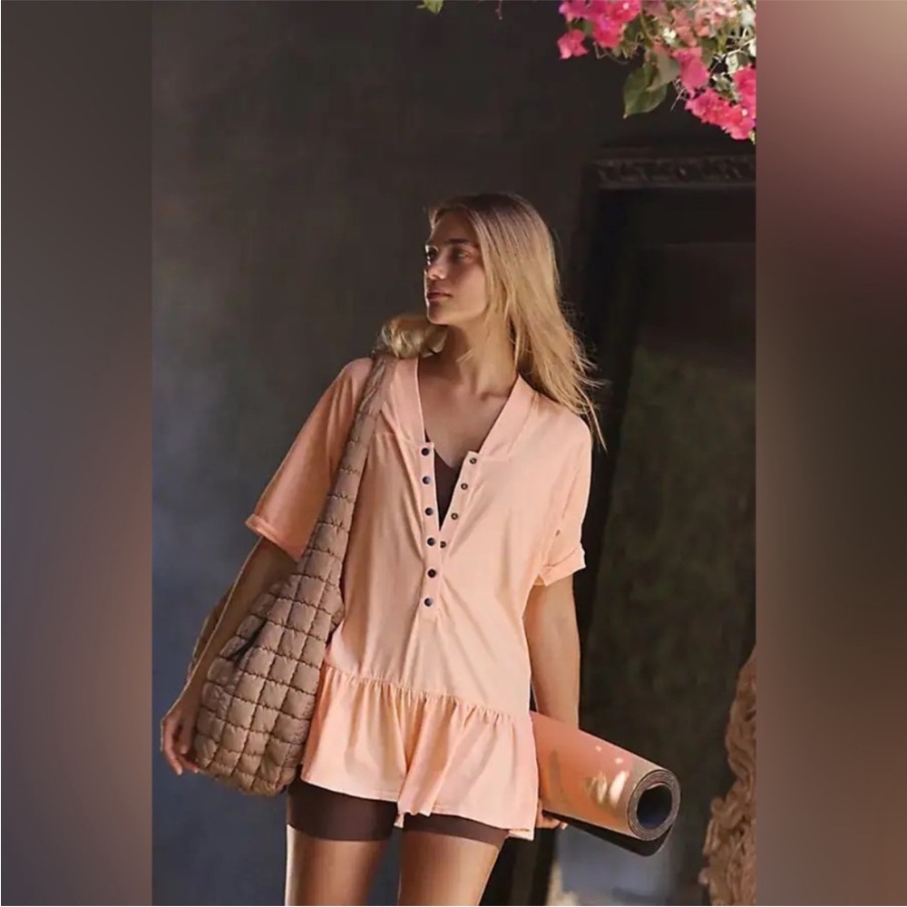 FP Movement Hot Shot Henley Romper S Peach - Picture 1 of 11
